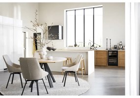 Natúr színű kerek bővíthető étkezőasztal tölgyfa dekorral ø 135 cm Maddock – Rowico