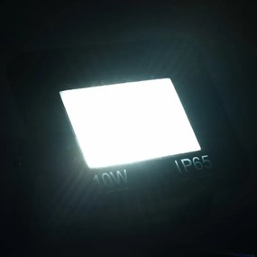 hideg fehér fényű LED reflektor 10 W