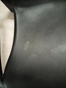 Akció Fekete műanyag szék KATO II. osztályú
