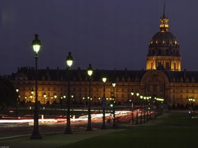 Poszter 40x30cm Esti kilátás a híres Les Invalides-re arany kupolával, Ass