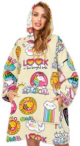 MAGICAL krémszínű báránybunda hatású kapucnis, ujjas pléd