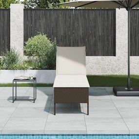 Barna polyrattan napozóágy párnával 55x200x44 cm