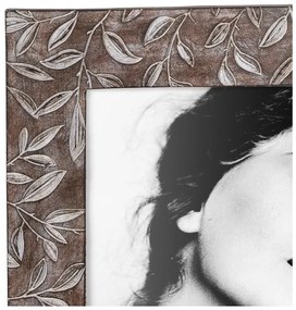 Barna poligyanta álló képkeret 16x21 cm – Ixia