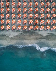 Művészeti fotózás Aerial shot showing rows of beach, Abstract Aerial Art, (30 x 40 cm)