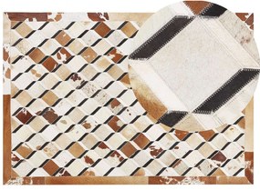 Barna bőrszőnyeg 140 x 200 cm SERINOVA Beliani