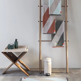 Khaki frottír bio pamut fürdőlepedő 70x133 cm Diagonal – Mette Ditmer Denmark