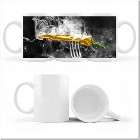 Sárga fókusz nyomott mintás bögre a konyhában