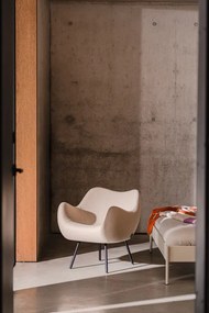 Bézs gyapjú fotel RM58 – noo.ma