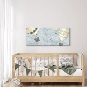 Kép - léggömbök a város felett, hűvös tónusok (120x50 cm)