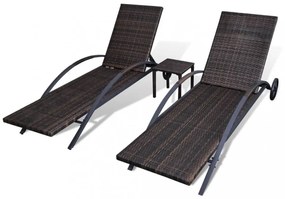 barna polyrattan napozóágyak asztallal