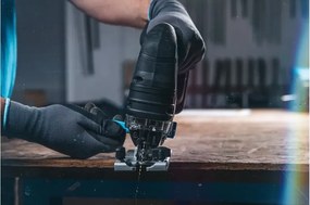 Högert HT2E233-0JS dekopír fűrész, 18V, dobozban