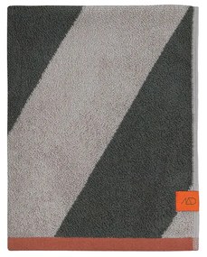 Khaki frottír bio pamut fürdőlepedő 70x133 cm Diagonal – Mette Ditmer Denmark