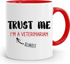 Trust Me Piros Állatorvos Bögre Ajándék fényképes nyomtatással