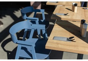 Kék tölgyfa karfás étkezőszék Flip – Gazzda