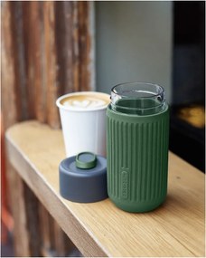 Zöld üveg utazóbögre 340 ml – Black + Blum