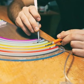 LED Fürdőszobai szalag NEON EKO-FLEX LED/250W/12V IP65 25m narancs