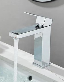 Álló mosdócsaptelep EYN BS1103 sárgaréz testtel, több színváltozatban — 16 cm — Króm