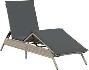 vidaXL világosszürke polyrattan napozóágy párnával