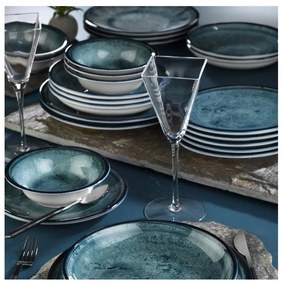 18 darabos kék porcelán étkészlet
