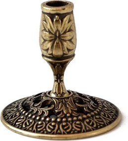 Gyertyatartó vékony templomi típusú gyertyákhoz