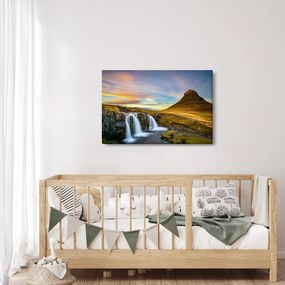 Kép a hegyekről és vízesésekről Izlandon (90x60 cm)