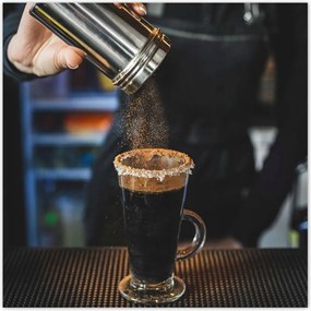 Poszterek 140x140 A csapos koktélbárt készít