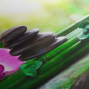 Kép a masszázs kövek és orchideák a vízen (90x60 cm)