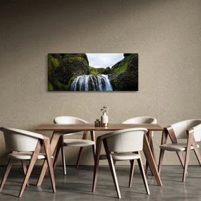 Egy szikla képe vízeséssel (120x50 cm)