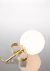 Lukáš Houdek a HG atelier s.r.o. Asztali lámpa Earring, sárgaréz - Yulin Huang