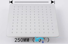 Zuhanyrendszer EYN PT94731 falba süllyesztett kivitelben, LED-világítással, több vízsugárral, króm és ezüst felülettel