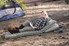 Felfújható kemping matrac 191 x 70 x 10,5 cm állítható háttámlával