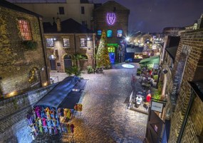 Poszter 59,4x42cm Camden piac éjszaka, Assaf Frank