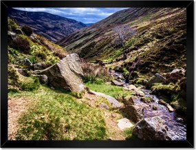 Poszterek keretben 40x30 Hegyi patak a kövek között
