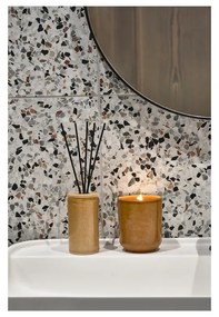 Illatos gyertya, égési idő 30 ó Iris Spicy Sandalwood – Villa Collection