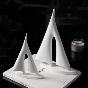 Asztali dísz, 21 cm, gyanta, fehér