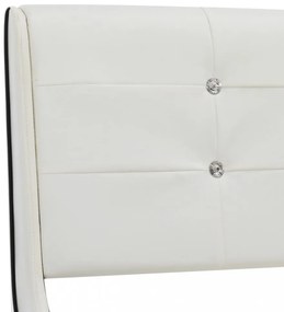 Fehér műbőr ágykeret 180 x 200 cm