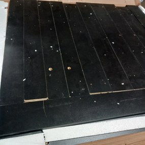 AKCIÓ Fekete étkezőasztal arany tölgy craft dekorú asztallappal MADO 120x80 II. osztályú