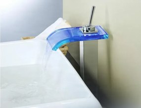 Mosdócsaptelep EYN woo-986 LED-világítással, vízesés kifolyóval, több színű kivitelben — Lapos