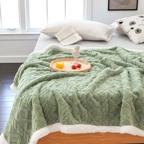 Meleg bárány takaró Homa KOBELA GREEN