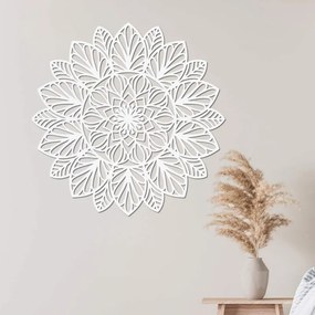 Fából készült mandala a falon | LÓTUSZ