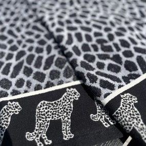 Afrika szürke leopárd strandtörölköző