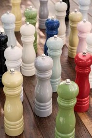 Sada 2 dřevěných šedých mlýnků na sůl a pepř GREY