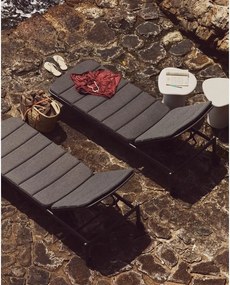 Fekete fém kerti napozóágy Marcona – Kave Home