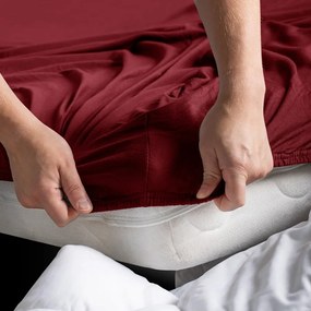 Borvörös gumis jersey lepedő 90x200 cm Amber – Restilo