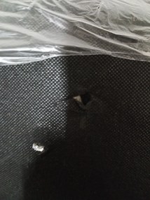 AKCIÓ Fekete bársony szék LAVA fekete lábakkal II. osztály