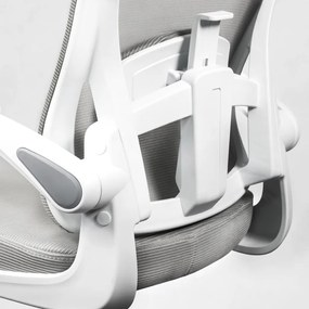 KIÁRUSÍTÁS! Irodai szék / forgószék - LVN System Ergo Lite fehér LV2116