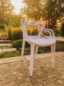 Terrakotta színű műanyag szék KATO