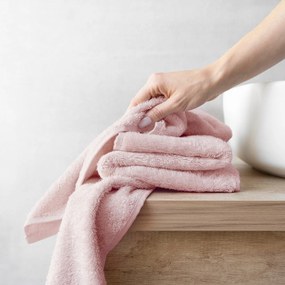 Goldea bambuszszálas törölköző és fürdőlepedő - pasztell rózsaszín 70 x 140 cm