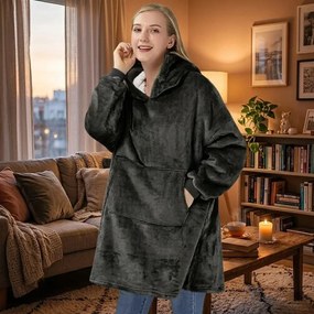 VERK Ujjakkal és kapucnival ellátott takaró - Huggle Hoodie - black