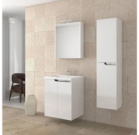 PIRAMIDA AKVA Tükrös fürdőszobai szekrény LED világítással - 60 x 69 x 13 cm